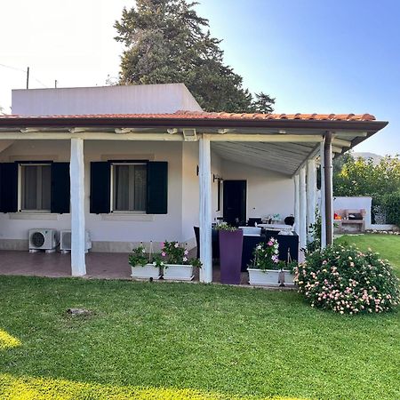 Summer House 아볼라 외부 사진